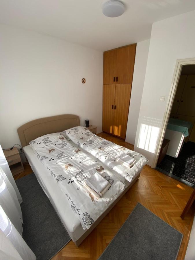 Apartmani Zdenka Pobri โอปาติยา ภายนอก รูปภาพ